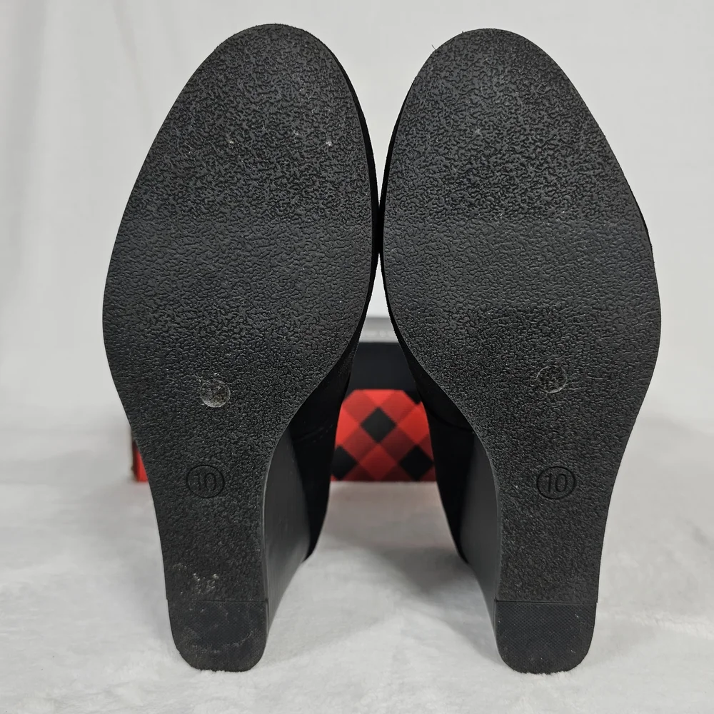 Women's Size 10 Arizona Jean Co. Lawrence Black Memory Foam Wedge Booties